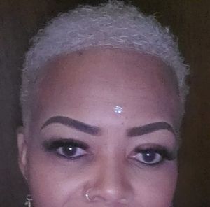 Meet your Posher, Marsha